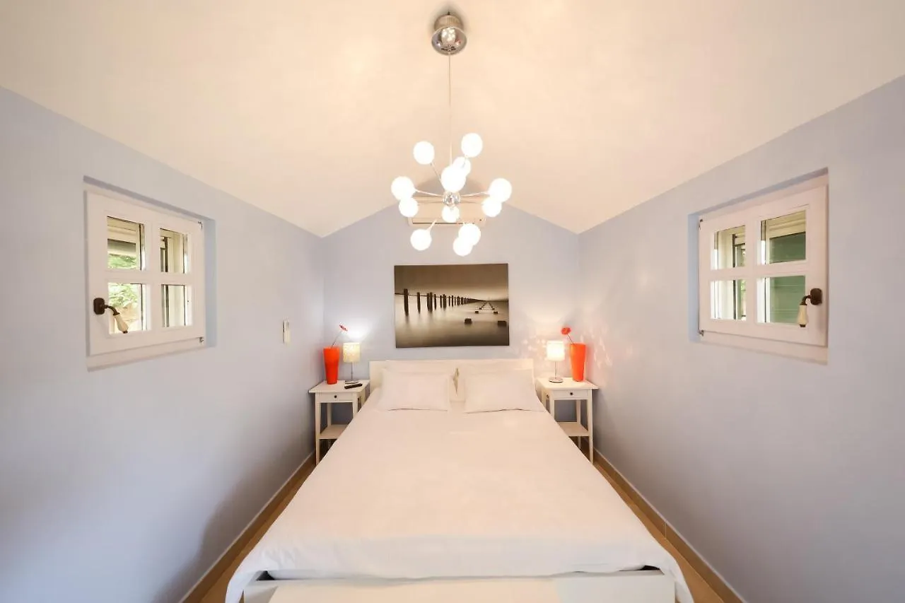 Villa Pequena Perla Vrsi Croatia
