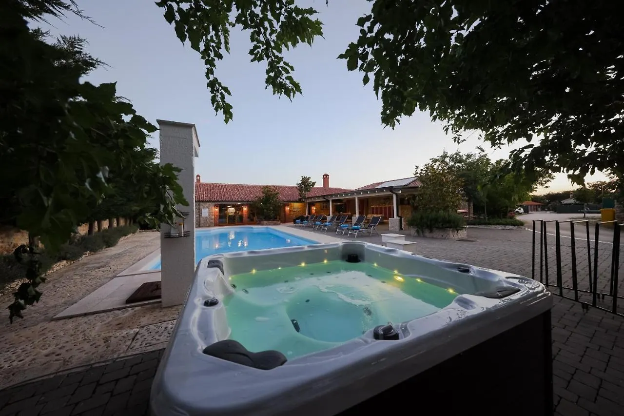 Villa Pequena Perla Vrsi