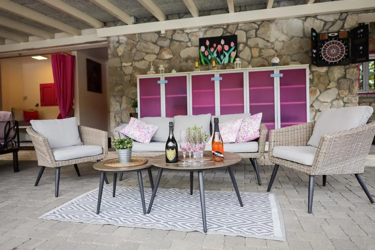 Villa Pequena Perla Vrsi